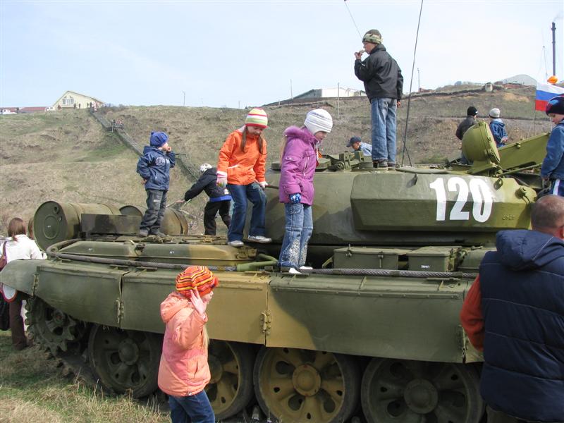 3 - 9мая2009 - На танке.jpg
