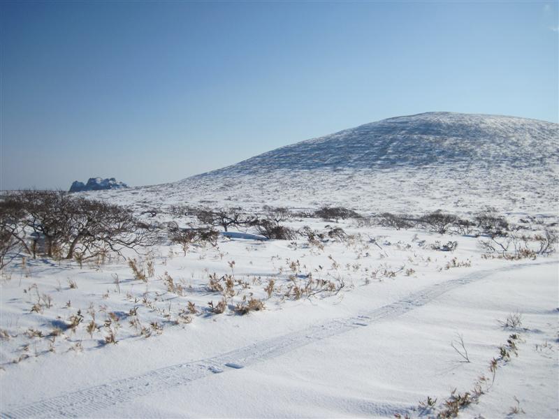 25 Гора со скалами.jpg